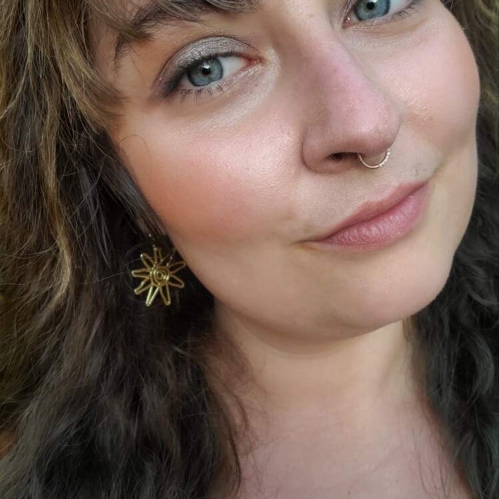 SUN DROP EARRINGS IN GOLD TONE - LAST PAIR! - Picture 7 of 8